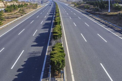 安徽又出炉一条新高速公路,双向8车道,加强沿线城市交通灵活性