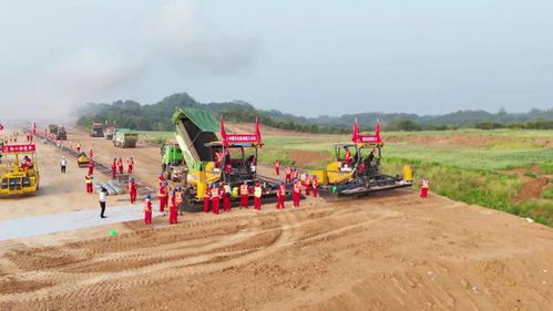 最新进展 仪禄高速公路开始全面实施路面工程......