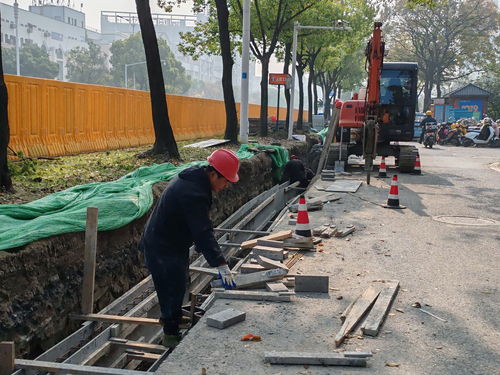 扬州地下管网施工全力冲刺 观潮路实施雨污管道改造提升