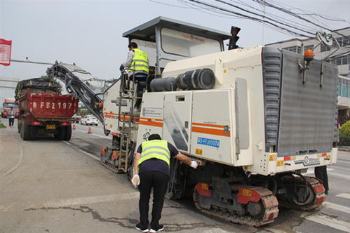 招远公路中心处治路面车辙确保公路安全舒适