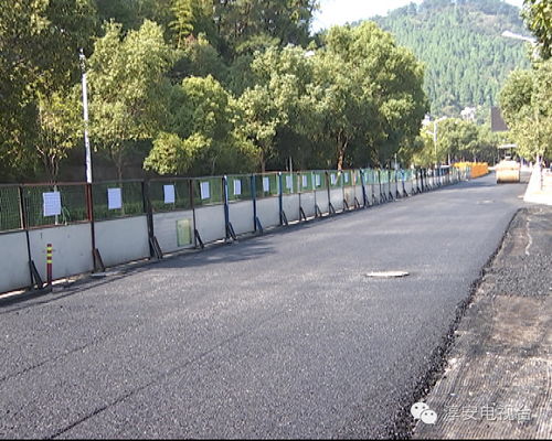 城中湖南路沥青路面改造工程有序推进