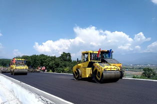 临清高速公路孟定段进入路面施工阶段