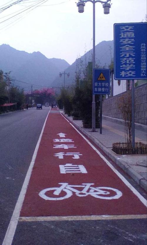 【河北张北etc防滑路面施工公路防滑减速带铺装】- 