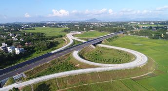 云湛高速公路一期全线建成通车