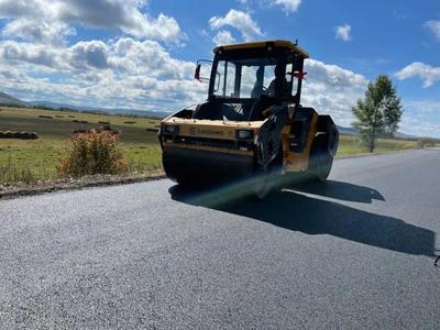 乌奴耳至塔尔气段公路路面改造工程有序推进 已完成计划投资80%