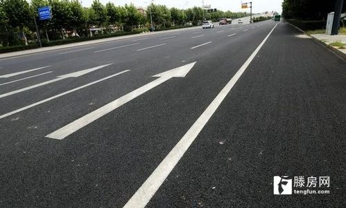 滕州北辛路道路提升工程进展顺利，5300米路段路面复铺与标线完工