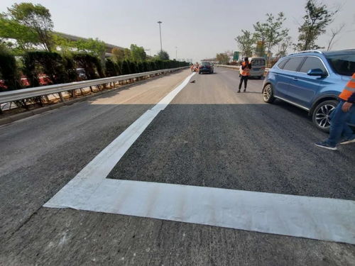 工期提前20天 昆玉高速西半幅完成95% 路桥附属工程建筑劳务分包成效显著