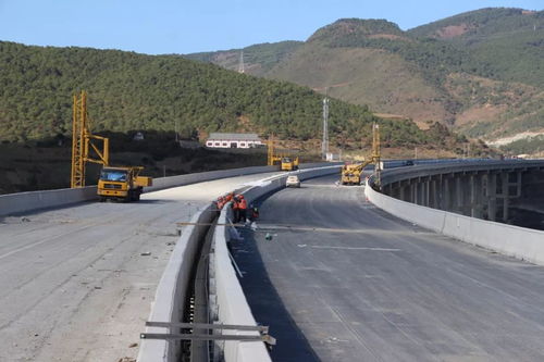 云南又添交通新动脉 高速月底通车 罗平人出行再提速